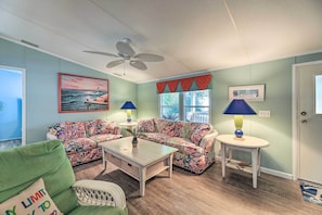 Living Area | Queen Sleeper Sofa