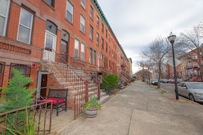 Street scape Southern view. 