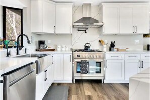 Completely remodeled kitchen with high end touches and stainless steel appliance