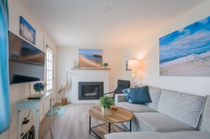 Entry into living room