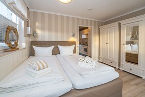 1-Zimmer-Appartement mit feststehendem Doppelbett