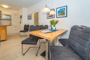 Essplatz im Wohnzimmer