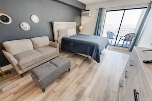 Large Living Area with Views of the Ocean, Beautifully Decorated