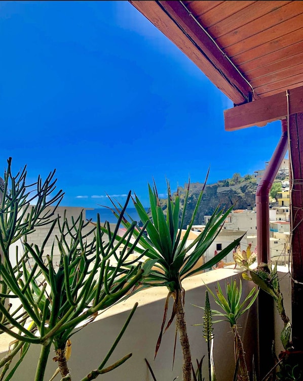 Balcony with sea view