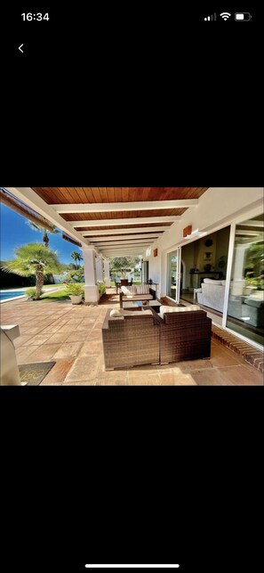 Fully covered Terrace 