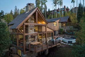 Exterior - Summer