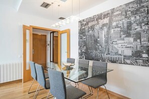 Living room/ Dinning room