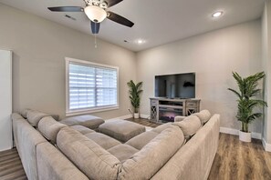 Living Room | Smart TV | Electric Fireplace
