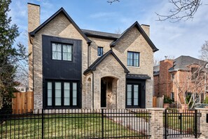 Classic brick beauty with modern high end amenities and custom finishes.