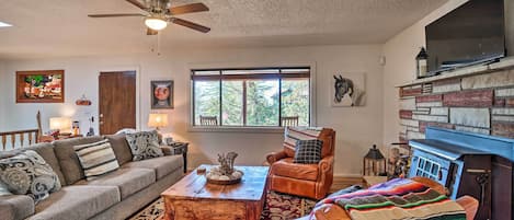 Payson Vacation Rental | 2BR | 2BA | 1,750 Sq Ft | Stairs Required for Access