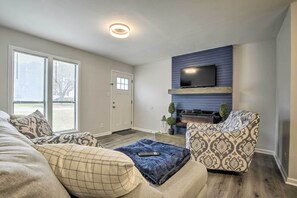 Living Room | 1st Floor | Electric Fireplace | Flat-Screen TV