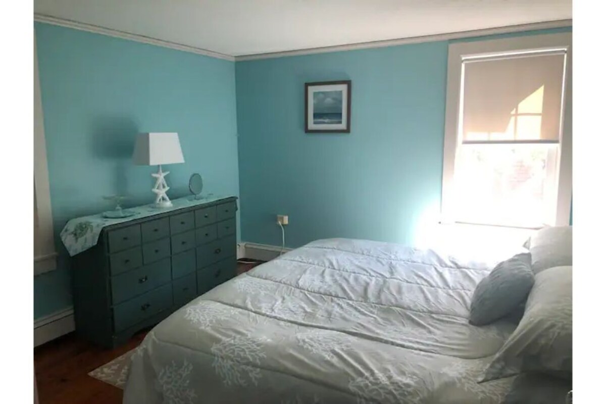 Beautiful newly remodeled Groton Home with a View!