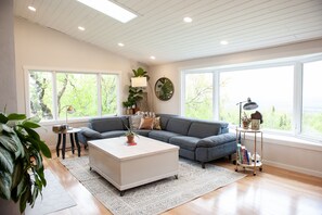 Upstairs living room with views of the city