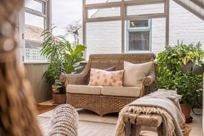 The Beekeeper's Cottage, Barney: Garden room