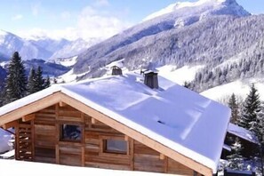 Arrivée à ski sur le chalet des Envers