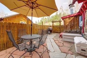 Private Patio | Gas Grill (Propane Provided)