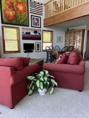 Great room style main floor