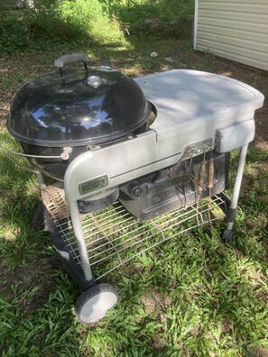 Weber kettle grill