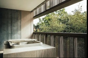 Private Jacuzzi & Balcony. 