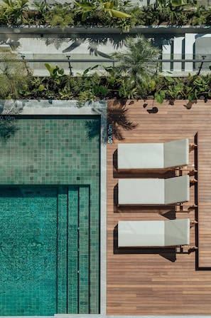 Pool.