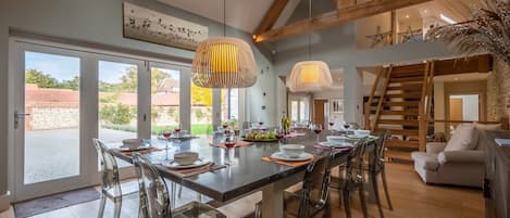 5 Manor Farm Barns: Gorgeous luxury interior