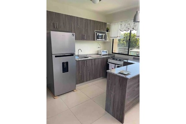 Well equipped kitchen