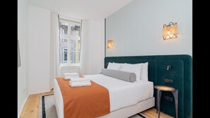 A comfortable queen bed freshly made with high quality bed linen.
#comfort #quality #modern #portugal #pt #lisbon