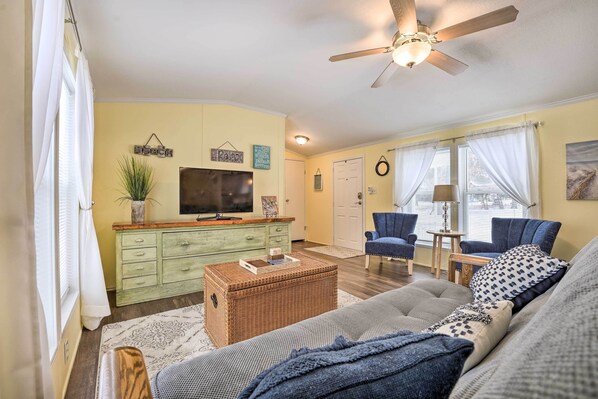 South Haven Vacation Rental | 2BR | 2BA | 2 Steps to Enter | 1,100 Sq Ft