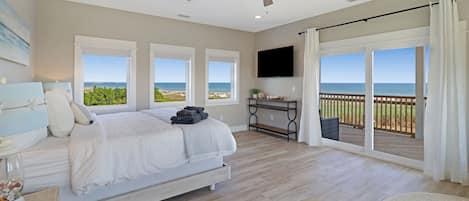 You'll love the panoramic views from the 3rd floor bedroom.