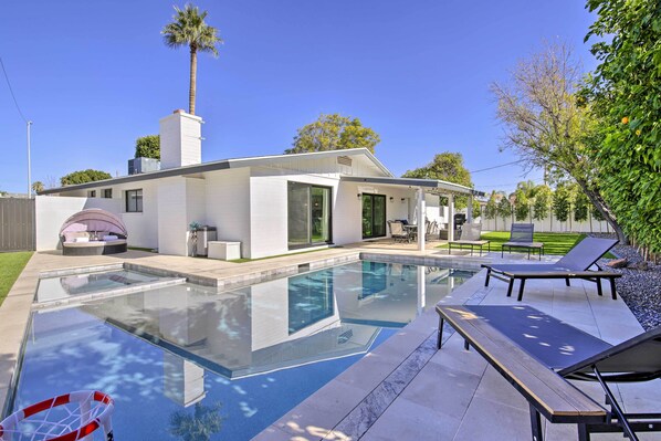 Scottsdale Vacation Rental | 3BR | 2BA | 1,650 Sq Ft | Step-Free Access