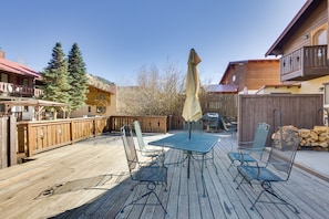 Shared Back Deck