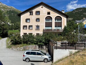 Picture 5