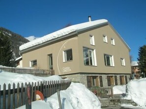 Picture 3