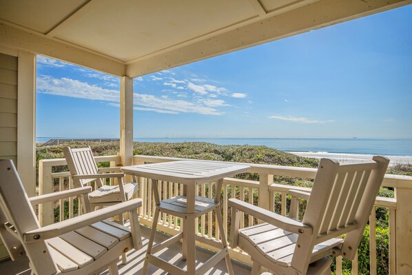 Covered Porch / View