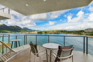 Outside seating on your large private lanai.