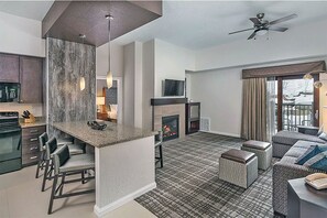Spacious unit can fit up to 8 guests.