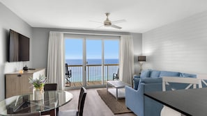 Calypso 2-2007 Living Area