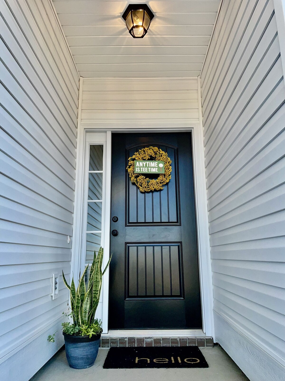 NEW MODERN Ranch-Style home — minutes from the course ! ⛳️