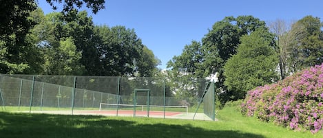 Sport court