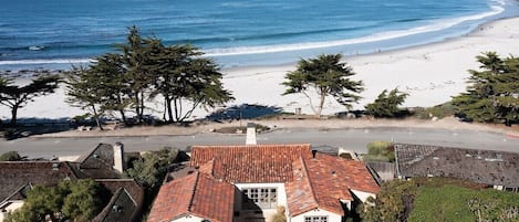 Enjoy Carmel Beach as your front yard!