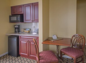 Unit may vary in layout, view, floor, and decor. 