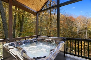 Enjoy the ridge views while relaxing in the brand new six person hot tub that includes a full reclining lounger.