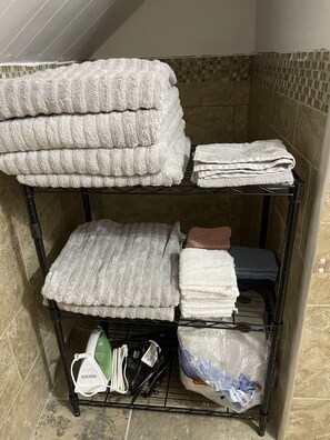 Bathroom amenities