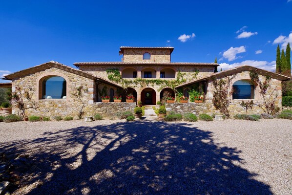 Camparone The Villa.
