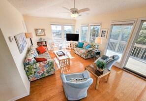 108 Loreen Dr (Double Vision [Int. Ext.]) - watermarked-35