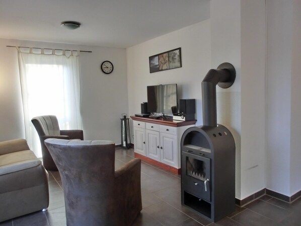 Kamin-/Ofen