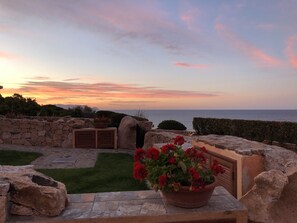 Tramonto dal giardino