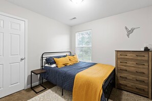 Enjoy your evenings and relax with our full double size bed, perfect after a long day of traveling!