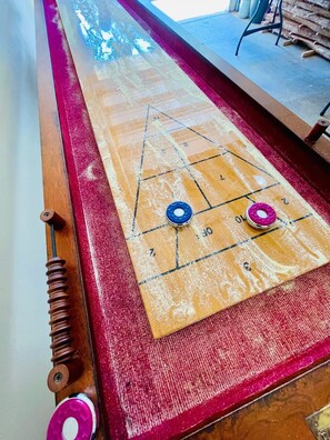 NEW Shuffleboard! The beginnings of the garage game-room!
