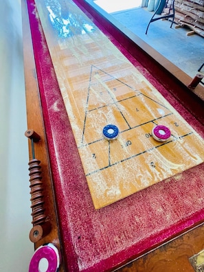 NEW Shuffleboard! The beginnings of the garage game-room!